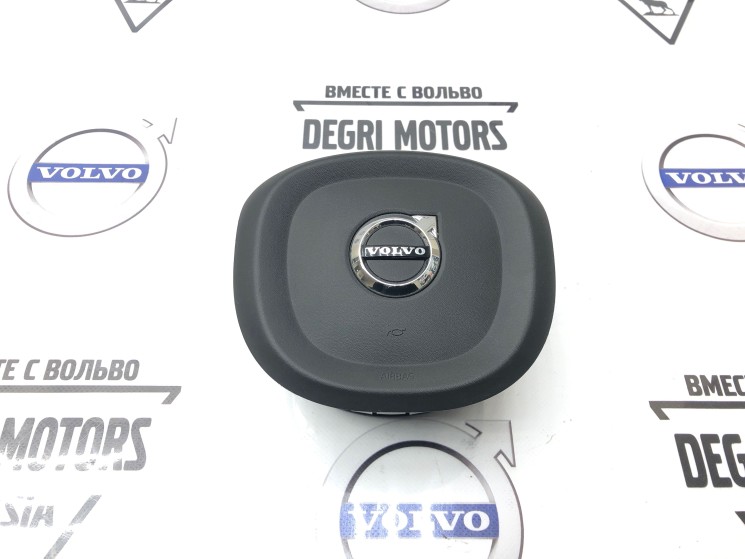 Подушка безопасности в руль Volvo XC90 II, XC60 II, S90 II, V90 II \\ VOLVO Original 39825814