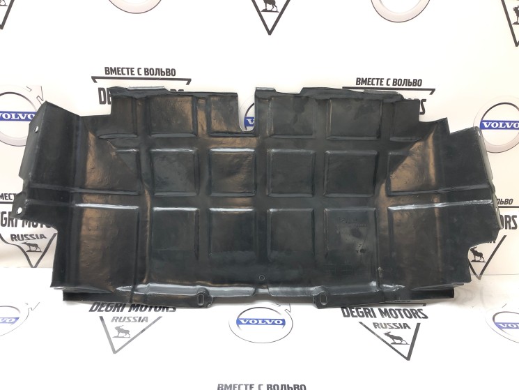 Защита двигателя пластиковая VOLVO 940, 960 \\ GParts VO9447727