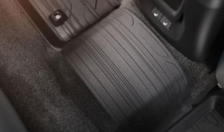 Коврик туннеля резиновый V40 Cross Country \\ Edge Brown \\ VOLVO Original 31332122